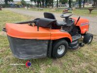 Husqvarna CTH 155 ride on mower with grass collector tipping box, all in running order - 4
