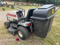MTD Lawnflite 786 ride on mower, 42in cut with twin grass bags, 16 HP V Twin Briggs and Stratton engine, 4 wheel steering turns on a sixpence - 3