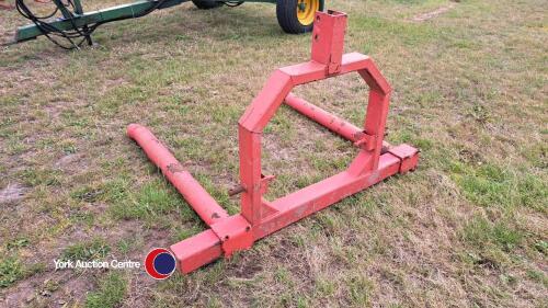 3 x 3 linkage bale lift