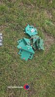 5 x Kverneland skimmer brackets - 2