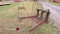 Perry bale handler - 2