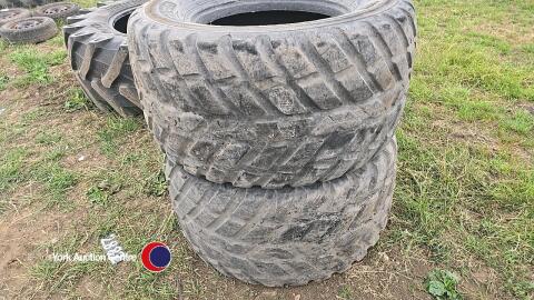 2 x 560/45 R22.5 tyres