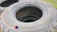 2 x 560/45 R22.5 tyres - 2