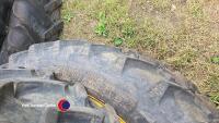 2 x 300-98-52 and 2 x 270-95-38 BKT on John Deere row crop wheels - 4