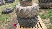2 x dual wheels with tyres 405/70-20 10ply - 4