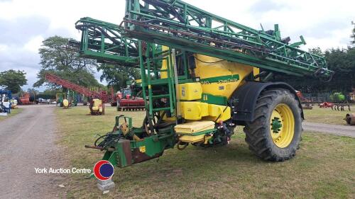 John Deere 840i sprayer