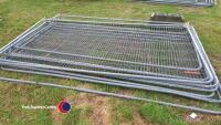Heras fence panels with feet, 8 panels - 3
