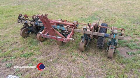 Stanhay 5 row seed drill c/w box of spares