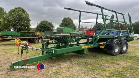Walton 5668 Eclipse bale chaser, will collect 14 of 120x90, or 10 Hesstons or 21 minis, 2008, control box and transformer in office