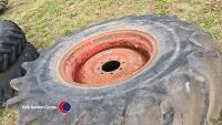 Pair of 8 stud wheels, 18.4/15 - 26 - 2