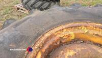 Pair of 8 stud wheels, 18.4/15 - 26 - 3