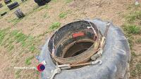 2 x Stocks dual wheel and clamps, 420/85R34 tyre - 2