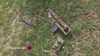 2 x tractor tow hitches and top links - 2