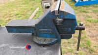 Work bench on wheels with large vice