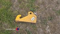 Pair of weld on loader bracket - 2