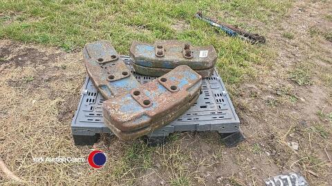 5 old Ford tractor weights
