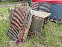 Teak table and 6 chairs, collapsible