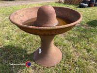 Mexican hat trough on plinth - 3