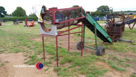 Log processing plant with elavator powered by 4 cyclinder diesel power pack