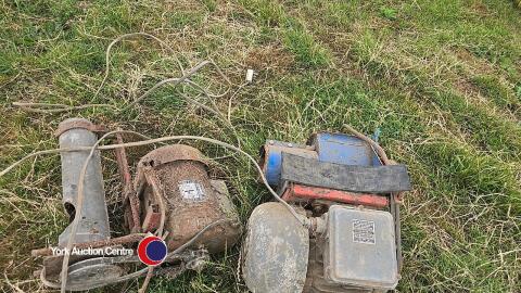 2 electric motors