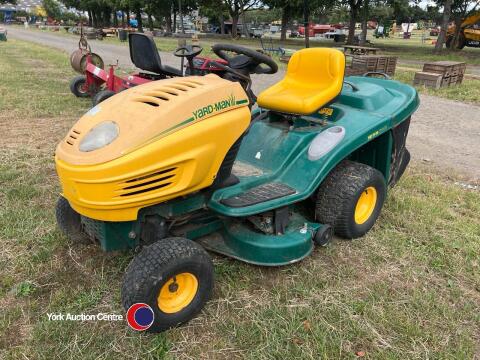Yardman ride on mower with grass collection box