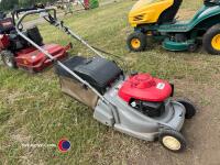 Honda petrol lawn mower