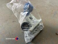 Tow bar with removable pin, new