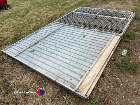Galvanised dog pen