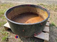 Round cast garden trough - 2