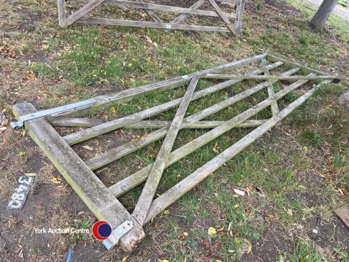 5 Bar Gate 12ft long, used condition