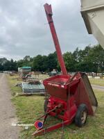 Farm King roller mill - 3