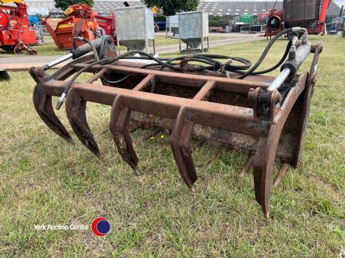 Skid steer muck grab, 2010