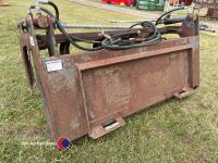 Skid steer muck grab, 2010 - 4