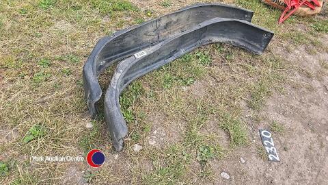 Pair of trailer mudguards