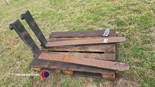 Forklift tines