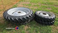 4 x row crop wheels, 11.2 R48 270/95 R48 (rear), 9.5 R32 230/95/R32 (front) little used, gwo, hold air