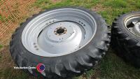 4 x row crop wheels, 11.2 R48 270/95 R48 (rear), 9.5 R32 230/95/R32 (front) little used, gwo, hold air - 2