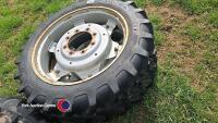 4 x row crop wheels, 11.2 R48 270/95 R48 (rear), 9.5 R32 230/95/R32 (front) little used, gwo, hold air - 4