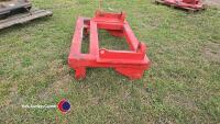 Loader head adapter - 2