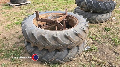 Dual wheels 3 star, 13.6 x 36