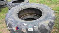 Firestone 540/65R30 tyres - 2