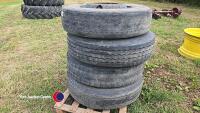 4 x wheels 11.0 x 22.5 c/w tyres - 4