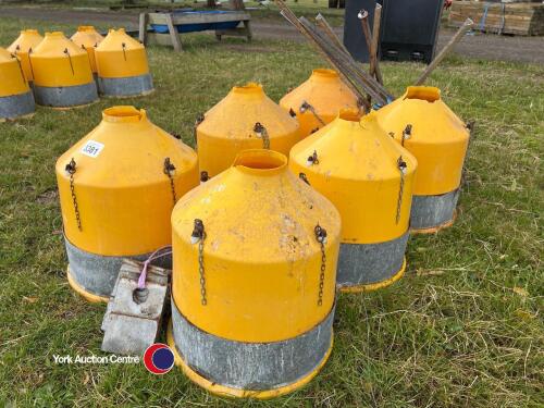 6 x Falcon 30kg dump feeders