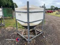 1T Mailbox liquid feeder - 5