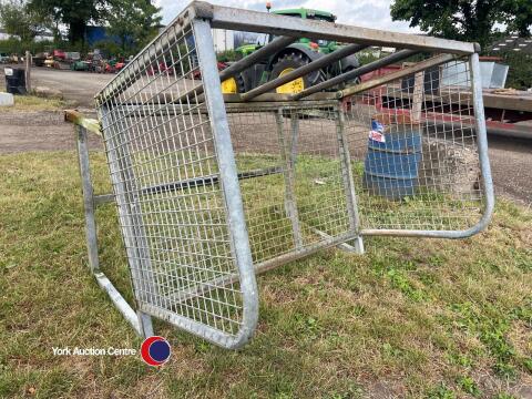 Silage feeder