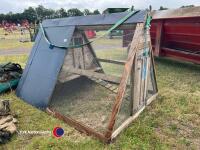 Bespoke hen house and run, hardwood contruction c/w sling points - 2