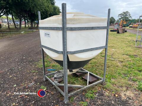 1T Mailbox liquid feeder