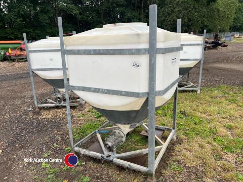 1T Mailbox liquid feeder