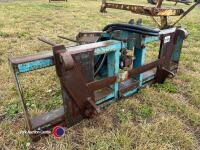 Cook hydraulic bale unroller - 3