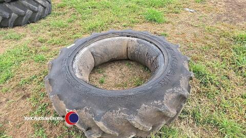Goodyear 11.2R28 (280/85R28) tyre good